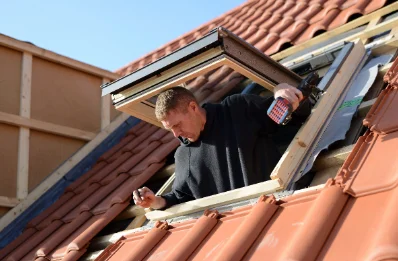 Pose de fenêtres de toit Velux à Vieux-Bourg